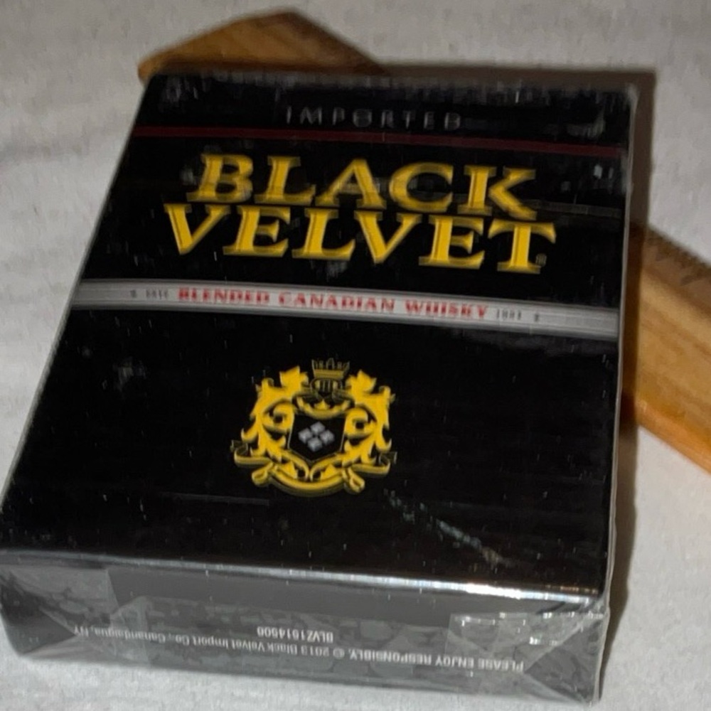 Black Velvet Blended Canadian Whiskey Playing Cards 2013 Brand New SEALED DECK